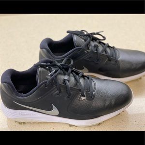 Men’s Nike golf shoes size 9 worn 1 time!